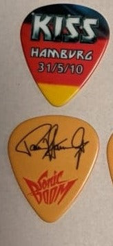 KISS HAMBURG GERMANY 31/5/2010 Sonic Boom Over Europe City Guitar Picks