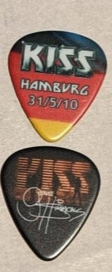 KISS HAMBURG GERMANY 31/5/2010 Sonic Boom Over Europe City Guitar Picks