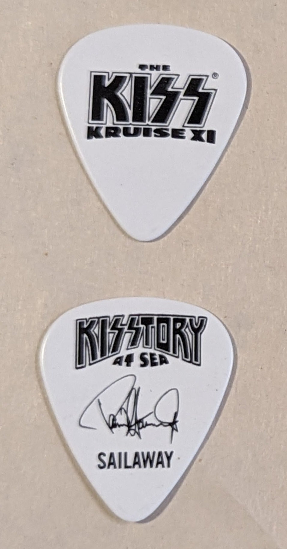 KISS Kruise XI Sailaway Guitar Picks