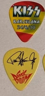 KISS BARCELONA SPAIN 24/6/2010 Sonic Boom Over Europe City Guitar Picks