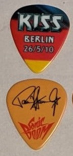 KISS BERLIN GERMANY 26/5/2010 Sonic Boom Over Europe City Guitar Picks