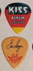 KISS BERLIN GERMANY 26/5/2010 Sonic Boom Over Europe City Guitar Picks