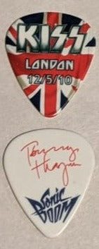 KISS LONDON ENGLAND 12/5/2010 Sonic Boom Over Europe City Guitar Picks