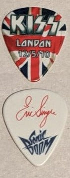 KISS LONDON ENGLAND 12/5/2010 Sonic Boom Over Europe City Guitar Picks