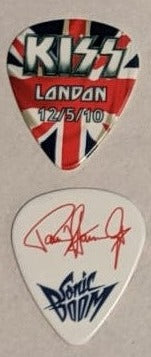 KISS LONDON ENGLAND 12/5/2010 Sonic Boom Over Europe City Guitar Picks