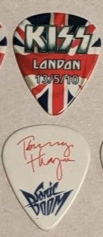 KISS LONDON ENGLAND 13/5/2010 Sonic Boom Over Europe City Guitar Picks