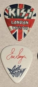 KISS LONDON ENGLAND 13/5/2010 Sonic Boom Over Europe City Guitar Picks