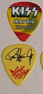 KISS MADRID SPAIN 22/6/2010 Sonic Boom Over Europe City Guitar Picks