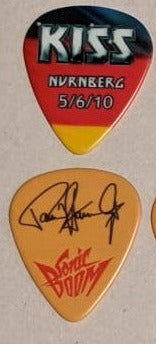 KISS NURNBERG GERMANY 5/6/2010 Sonic Boom Over Europe City Guitar Picks