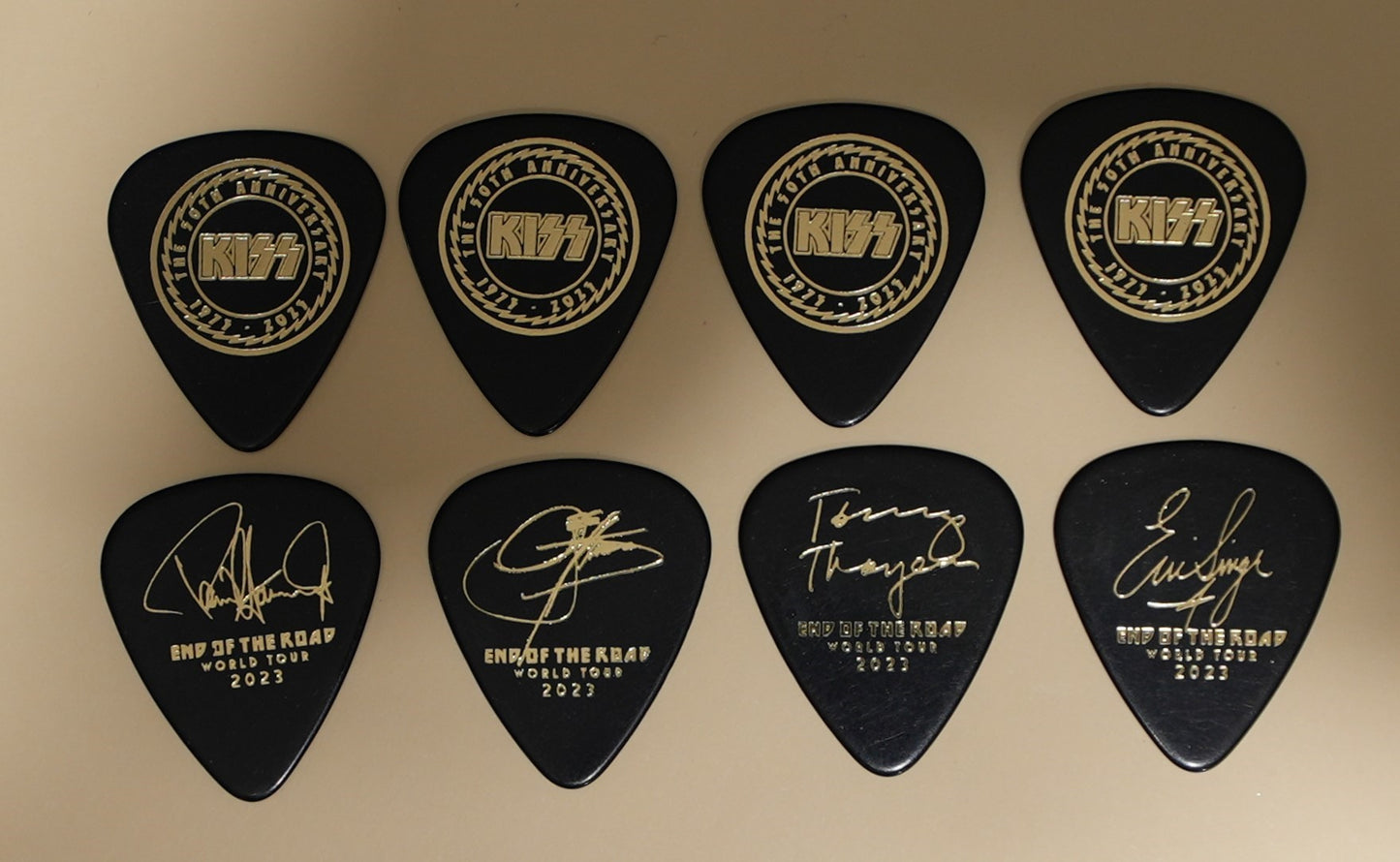 KISS 2023 MADISON SQUARE GARDEN  Final Shows Complete Set of 40 Guitar Picks