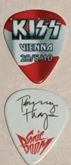 KISS VIENNA AUSTRIA 20/5/2010 Sonic Boom Over Europe City Guitar Picks