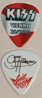 KISS VIENNA AUSTRIA 20/5/2010 Sonic Boom Over Europe City Guitar Picks