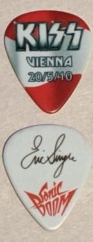 KISS VIENNA AUSTRIA 20/5/2010 Sonic Boom Over Europe City Guitar Picks