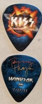 KISS 2011 HSOE GRAND-FALLS WINDSOR CANADA 7-9-2011 City Guitar Picks