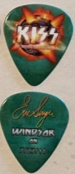 KISS 2011 HSOE GRAND-FALLS WINDSOR CANADA 7-9-2011 City Guitar Picks