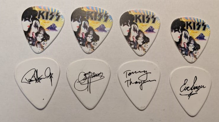 KISS 2015 40th Anniversary Tour JAPAN Faces Mt Fuji Guitar Picks