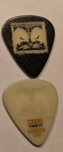 KISS Kruise VIII Glow in The Dark Guitar Picks