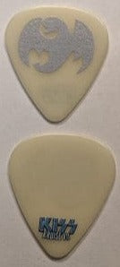 KISS Kruise VII Glow In The Dark Talismen Guitar Picks