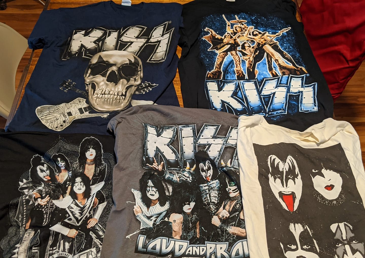 Lot of 5 Size Medium KISS T-Shirts NEW UNWORN