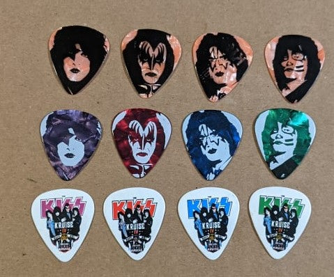 KISS Kruise IV Lot of all 3 sets 12 Guitar Picks total