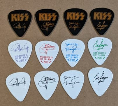 KISS Kruise III Lot of all 3 sets 12 Guitar Picks total