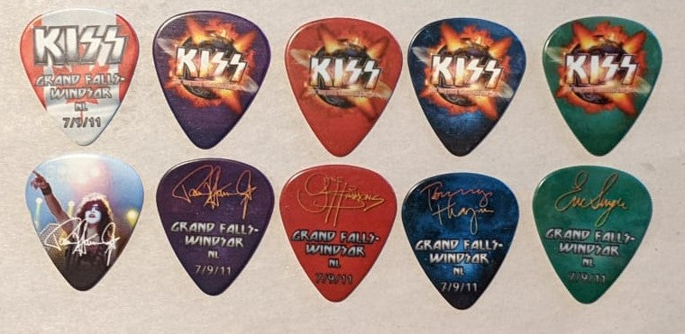 KISS 2011 HSOE GRAND-FALLS WINDSOR CANADA 7-9-2011 City Guitar Picks