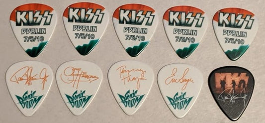 KISS DUBLIN IRELAND 7/5/2010 Sonic Boom Over Europe City Guitar Picks