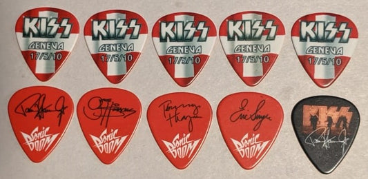 KISS GENEVA SWITZERLAND 17/5/2010 Sonic Boom Over Europe City Guitar Picks