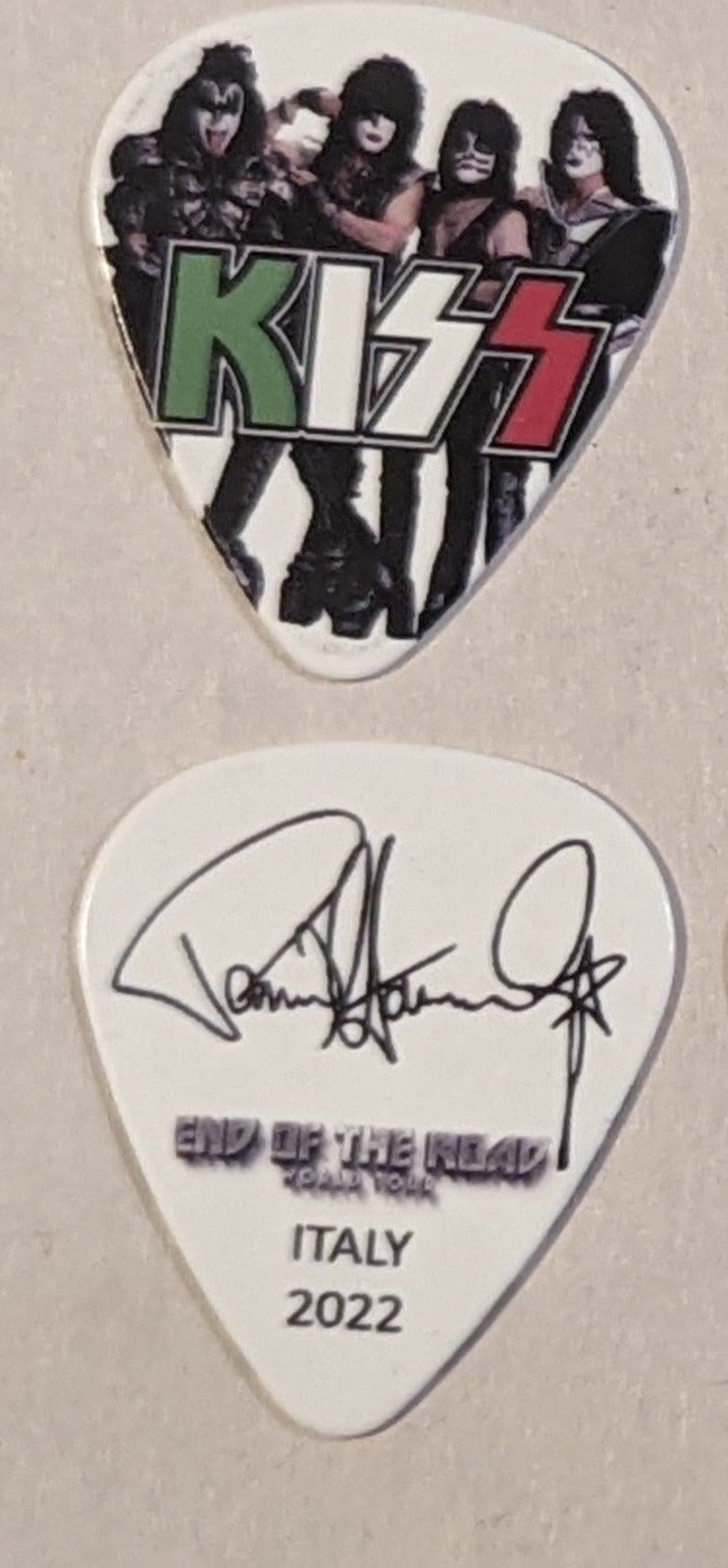 KISS 2022 End of the Road EUROPE Tour  Flag ITALY Guitar Picks