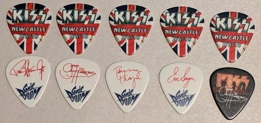 KISS NEWCASTLE ENGLAND 2/5/2010 Sonic Boom Over Europe City Guitar Picks