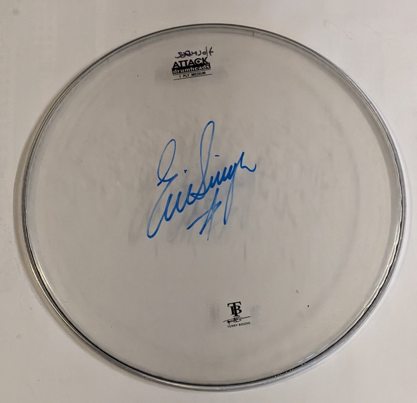 HOLMDEL NJ 9-21-2012 ERIC SINGER Stage-Used Signed drumheads KISS