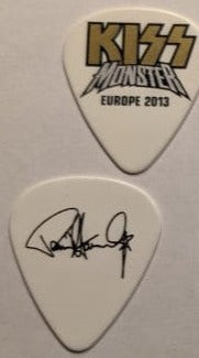 KISS 2012-13 Monster World Tour EUROPE Gold Logo Guitar Picks