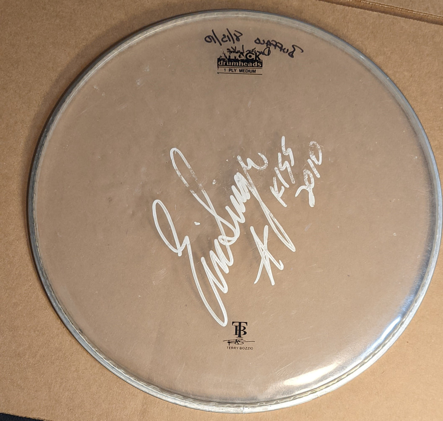 BUFFALO NY DARIEN CENTER 8-13-2010 ERIC SINGER Stage-used signed 13" drum head