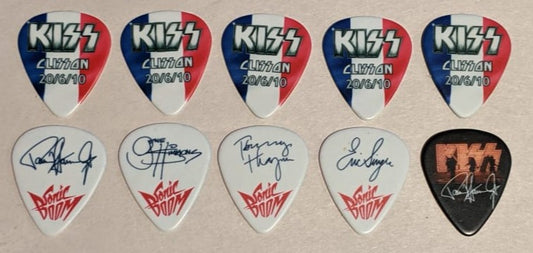 KISS CLISSON FRANCE 20/6/2010 Sonic Boom Over Europe City Guitar Picks